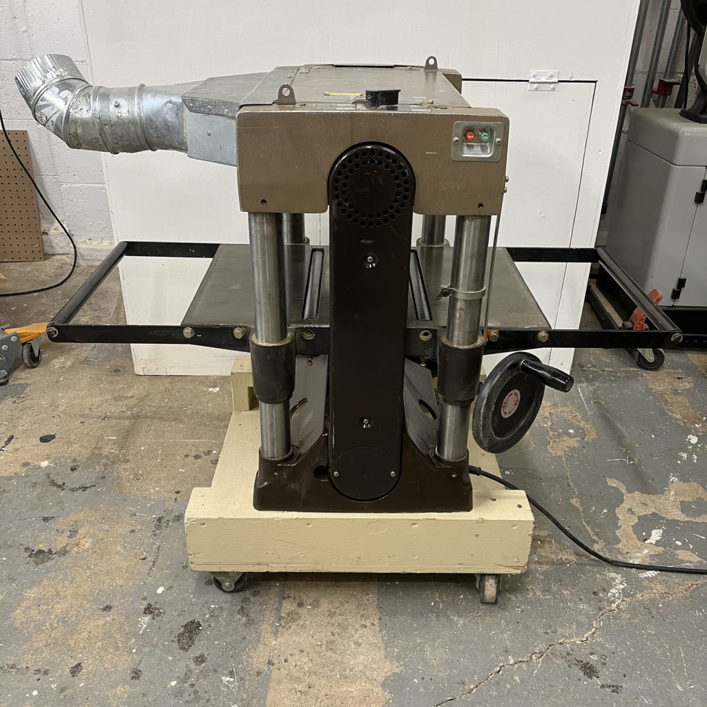 Makita 400mm Thickness Planer OTL store