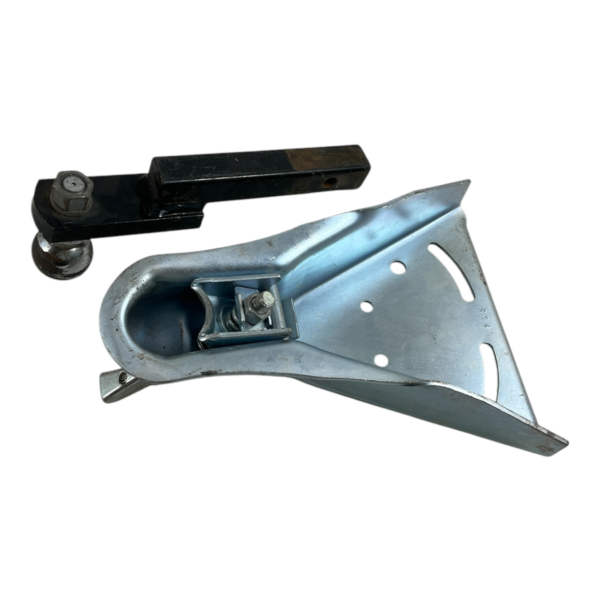 Class 3 Trailer Hitch and Receiver - Image 2