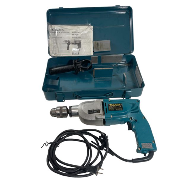 Makita 3/4" Hammer Drill with metal case - Image 2