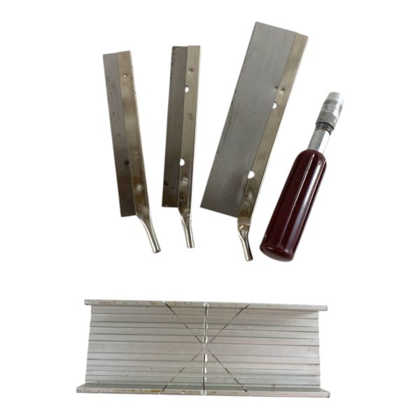 Razor Saw Set With 3 Blades and Aluminum Mitre Box
