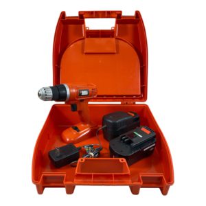 [Black & Decker] 18V Cordless Drill Set (2 Batteries, Charger, Carrying Case)